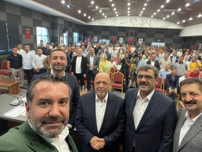 Elazığ Belediyesinde İşçilerin Ücretlerine Yüzde 103 Zam Yapıldı