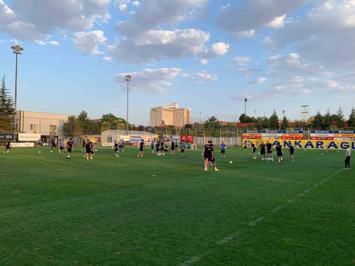 Tolunay Kafkas: “Maça Gelenlere İyi Bir Ankaragücü Seyrettirmek İstiyoruz”