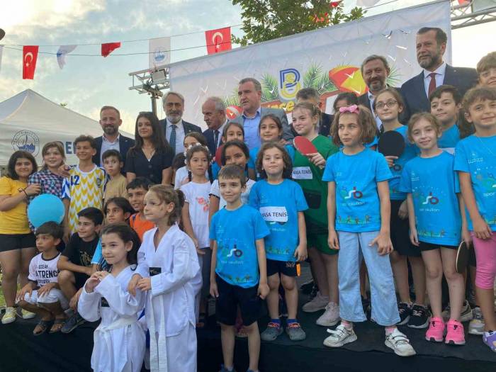 Bakan Osman Aşkın Bak: “8 Milyon Gencimize Yüzme Öğrettik”