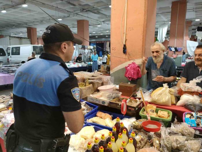 Polis, Pazar Esnafını Dolandırıcılık Ve Yankesicilik Olaylarına Karşı Uyardı