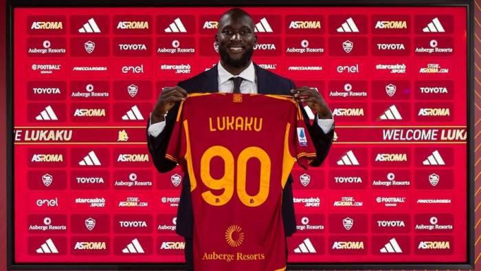 Roma, Romelu Lukaku’yu Kiralık Olarak Kadrosuna Kattı
