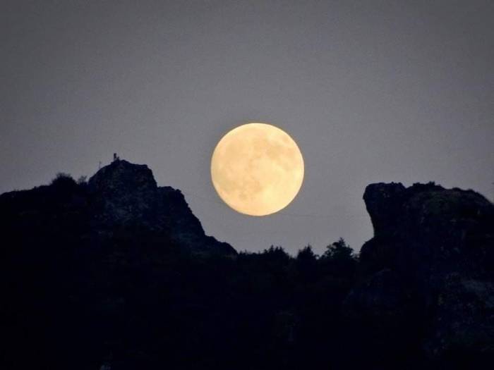 Süper Mavi Ay, Giresun’da Kartpostallık Görüntüler Oluşturdu