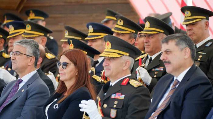Tümgeneral Tevfik Algan Görevine Başladı
