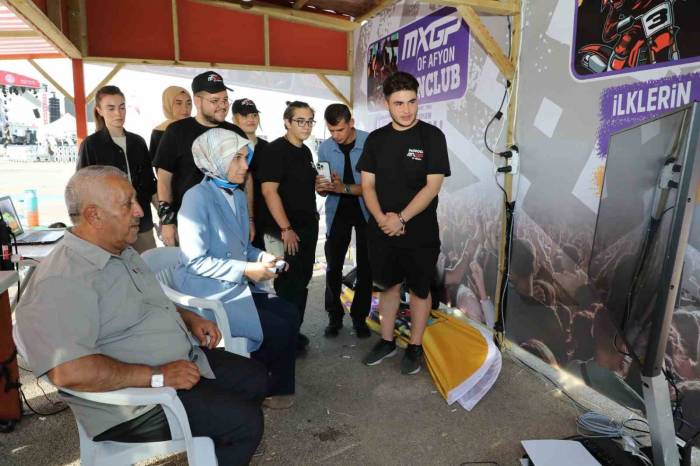 Vali Ve Belediye Başkanı Dijital Dünyada Ter Döktü