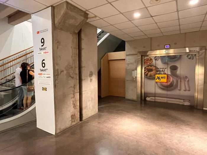 İsveçli Ikea Mescidi Kapattı