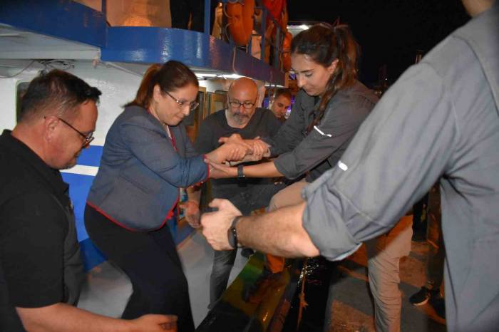 Av Sezonu Başladı Balıkçılar Dualarla "Vira Bismillah" Dedi