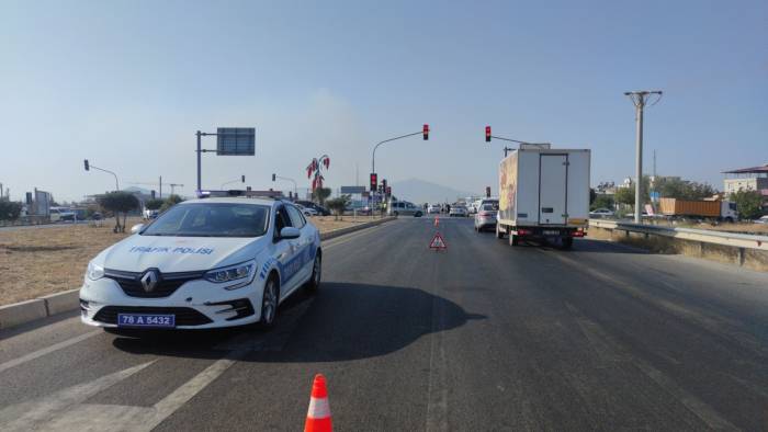 Kamyon İle Motosikletin Çarpış: 1 Ölü