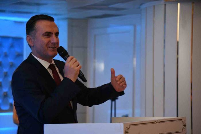 Pursaklar Belediye Başkanı Çetin’den Kaymakam Yıldız’a Veda Yemeği