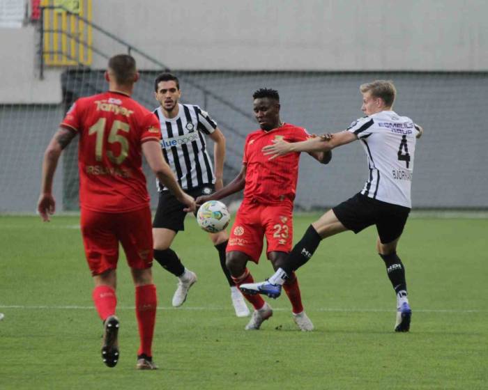 Altay İle Göztepe 65. Randevuda