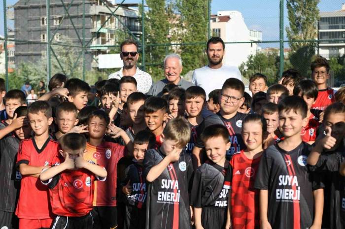 Lapseki’de ’yaz Spor Okulu’ Sona Erdi