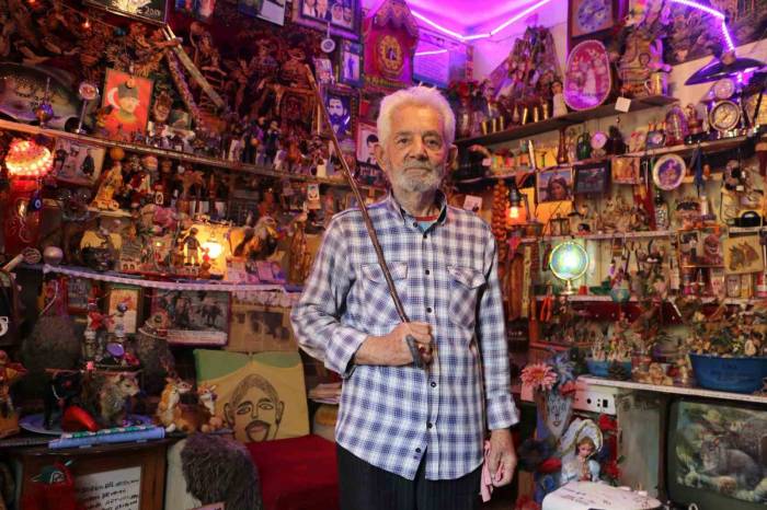 Diyarbakır’da 58 Yıldır Topladığı Antikalarla Evini Müzeye Çevirdi