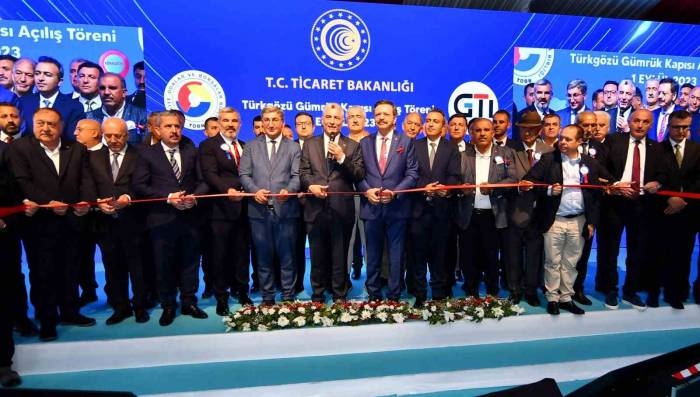 Türkgözü Sınır Kapısının Açılışına Katılan Özakalın;