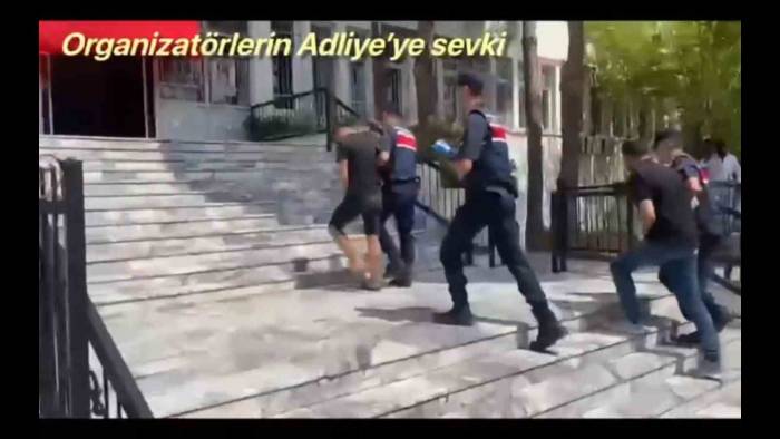 Muğla Ve İzmir’de 42 Göçmen Kaçakçılığı Organizatörü Yakalandı