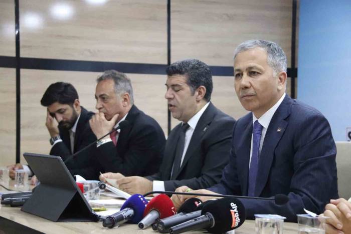 İçişleri Bakanı Yerlikaya: “Terörle Mücadelemiz Son Terörist Etkisiz Hale Getirilinceye Kadar Devam Edecek”