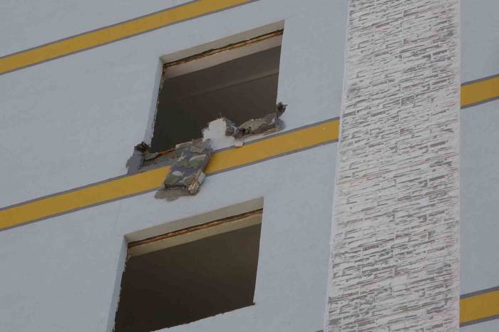 Diyarbakır Esnafı Ağır Hasarlı Binaların Yıkımının Hızlandırılmasını İstiyor