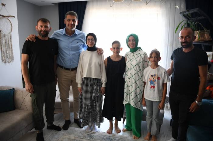 Başkan Kocaman: "Ecrin Kızımız Lgs Türkiye Birincisi Olarak Bizlere Gurur Yaşattı"