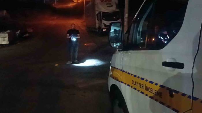 Tartıştığı Kişiyi Tabancayla Bacağından Vurup Kaçtı