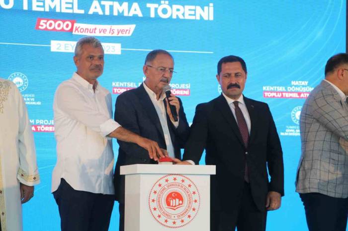 Bakan Özhaseki Yerel Yöneticileri Uyardı