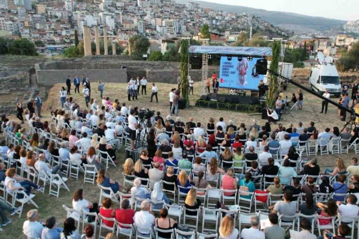 2. Homeros Edebiyat Sanat Festivali İçin Geri Sayım Başladı