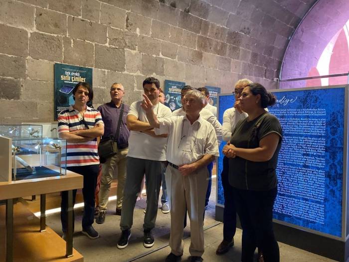 Tıp Dünyası Akademisyenleri, Dünyanın İlk Tıp Fakültesi’ni Gezdi