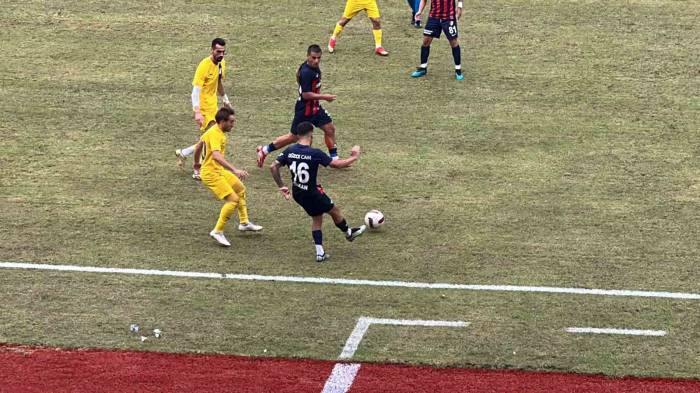 Tff 2. Lig: Düzcespor: 2 - Belediye Derince Spor: 1