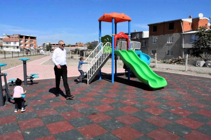 Karacabey’de Sosyal Alanlar Her Geçen Gün Artıyor