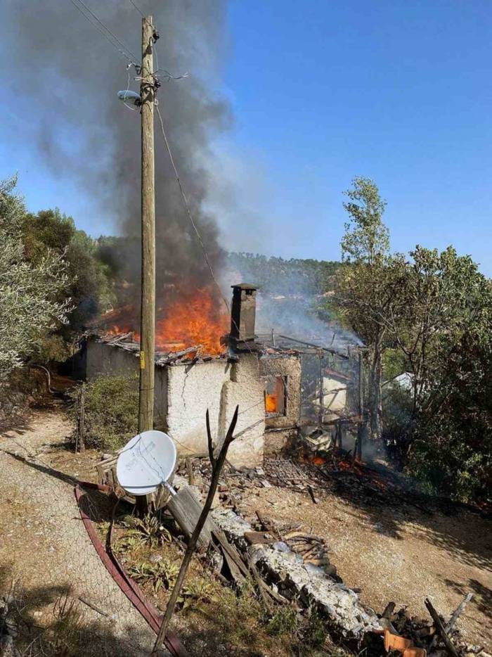 Menteşe’de Ev Yangını