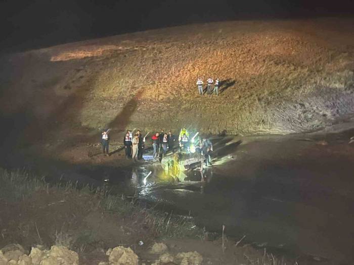 Nevşehir’de Sel Sularına Kapılan Araçtaki Çift Hayatını Kaybetti