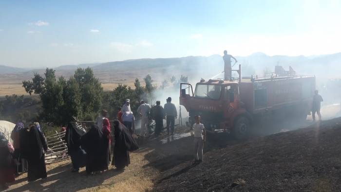 Muş’ta Elektrik Tellerinin Genleşmesi Sonucu Çıkan Yangında 1 Kişi Yaralandı