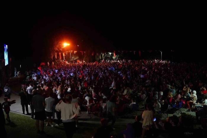 Millilerin Avrupa Şampiyonluğu Coşkuyla Kutlandı