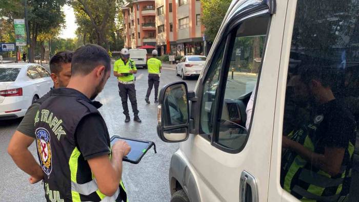 Kadıköy’de Okul Servislerine Yönelik Denetim