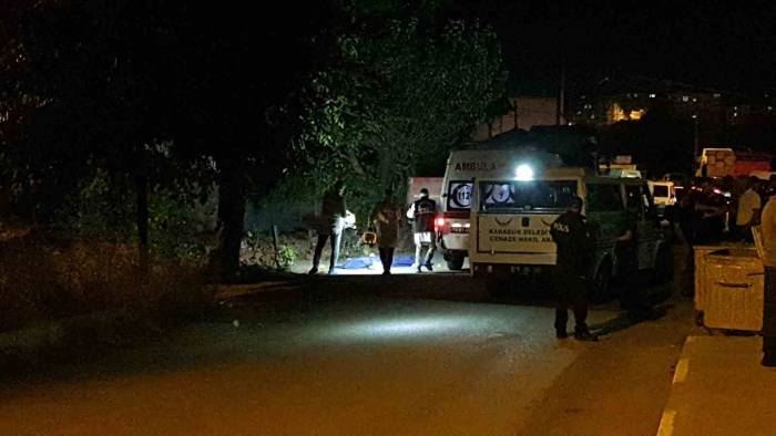 Polisin “Elektronik Kelepçe Takalım, Size Yaklaşmasın” Dediği Kocası Sokak Ortasında Öldürdü