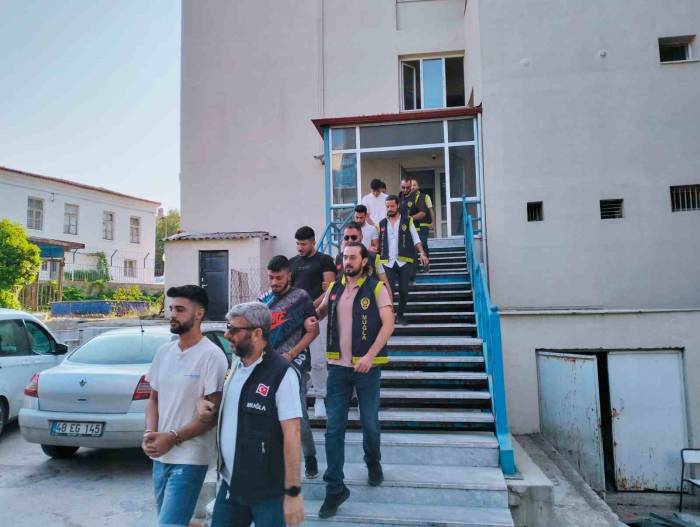 Ormanlık Alanda Tezgaha Düşürüldü