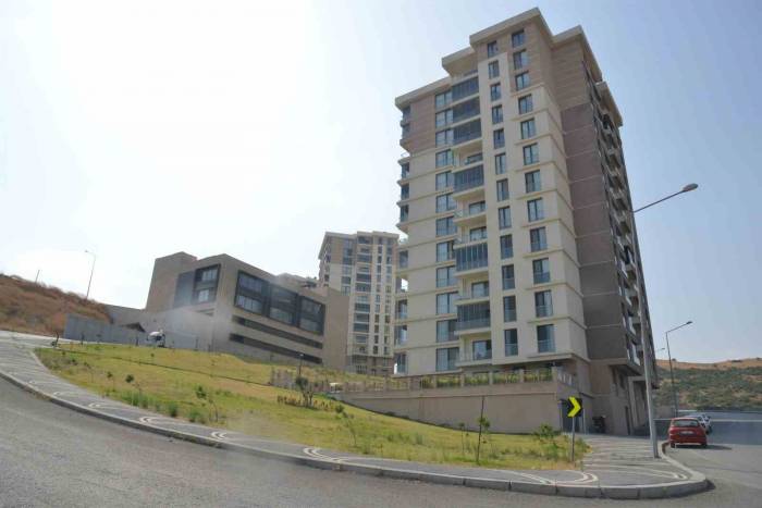 Yeni Karesi Konutları Canlı Bir Yaşam Alanına Dönüştü