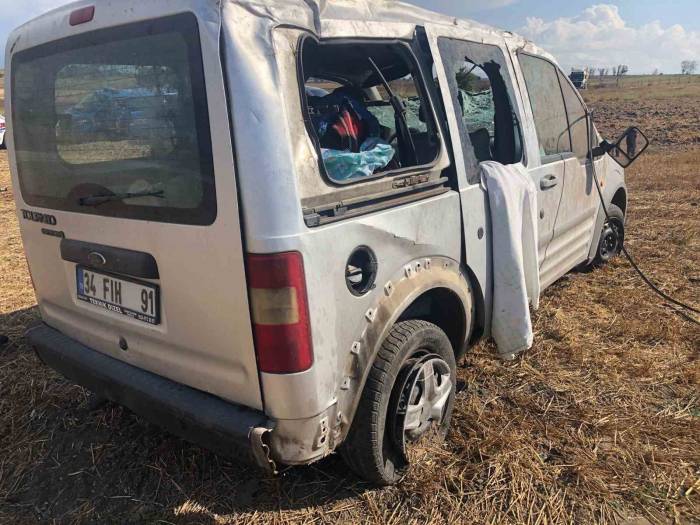 Tekirdağ’da Takla Atan Araç Tarlaya Düştü: 1 Yaralı