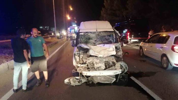 19 Yaşındaki Nagihan Yaya Geçidinde Can Verdi, Olay Yerine Koşan Arkadaşları Gözyaşlarını Tutamadı