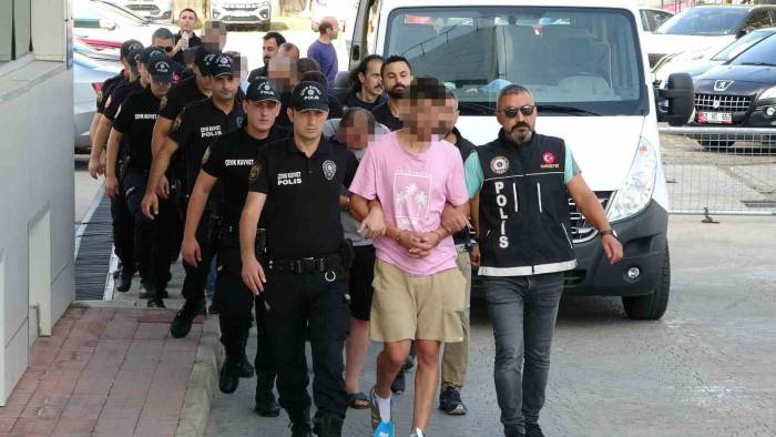 1 Milyon Kişinin Zehirlenmesinin Önüne Geçildi: 9 Şüpheli Adliyede