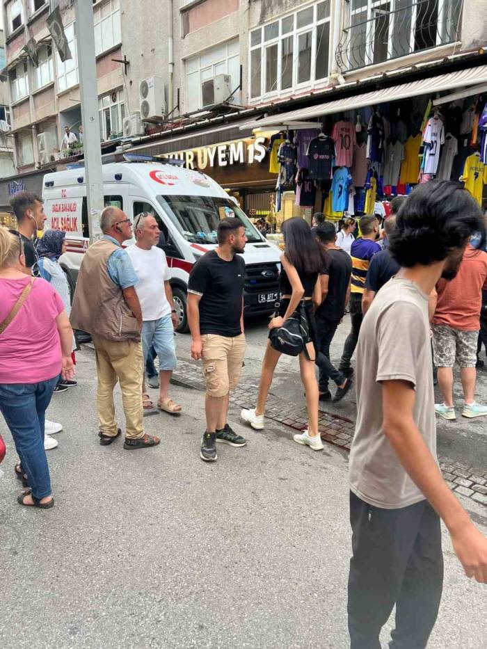 Adapazarı’nda Bıçaklı Kavga: 1 Yaralı