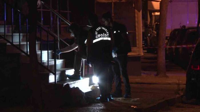 Kartal’da Silahlı Çatışma: 1’i Ağır, 3 Yaralı