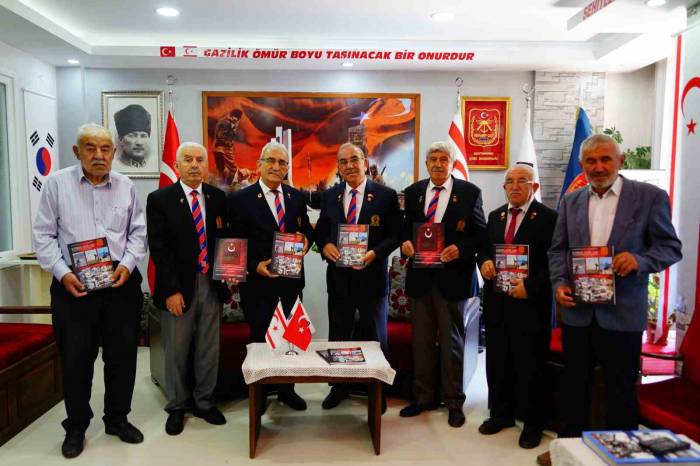 Kıbrıs Gazilerinin Anıları Kitapta Toplandı