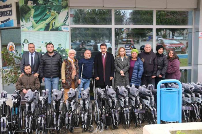 Atakum’da Engeller Dayanışmayla Aşılıyor