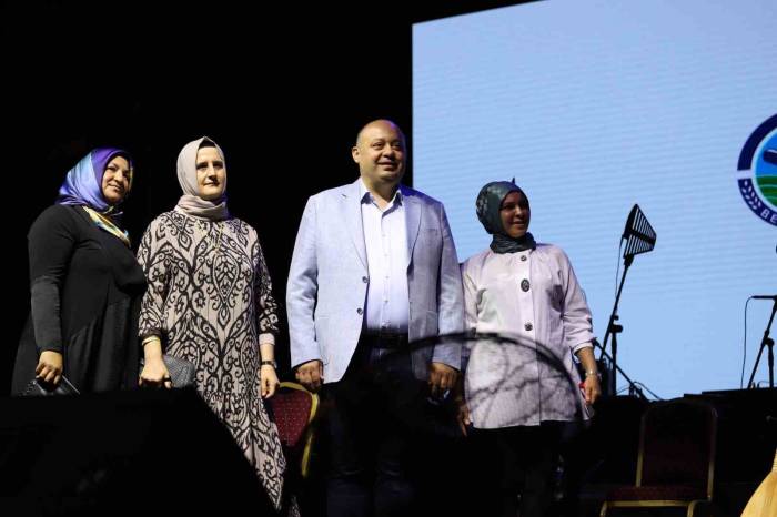 Gönen’de 15. Ulusal Oya Ve Çeyiz Festivali