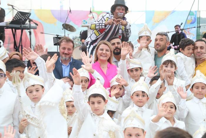 İzmit’te Sünnet Şöleni Coşkusu