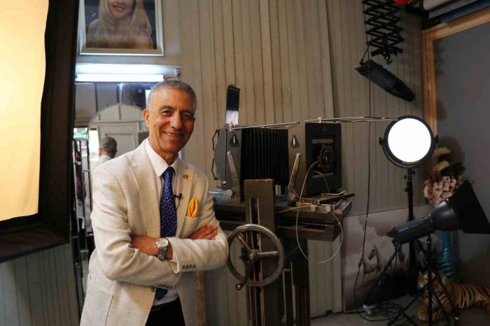 61 Yıllık Fotoğraf Sanatçısı ’il Ahisi’ Oldu