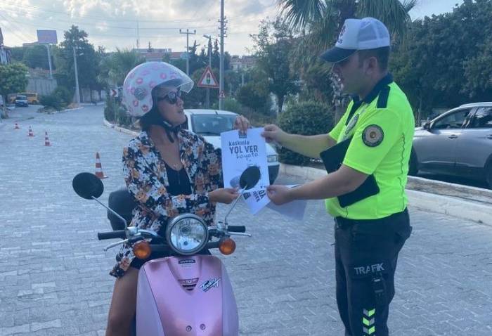 Datça’da Trafik Ekiplerinden Motosiklet Sürücülerine Yönelik Uygulama