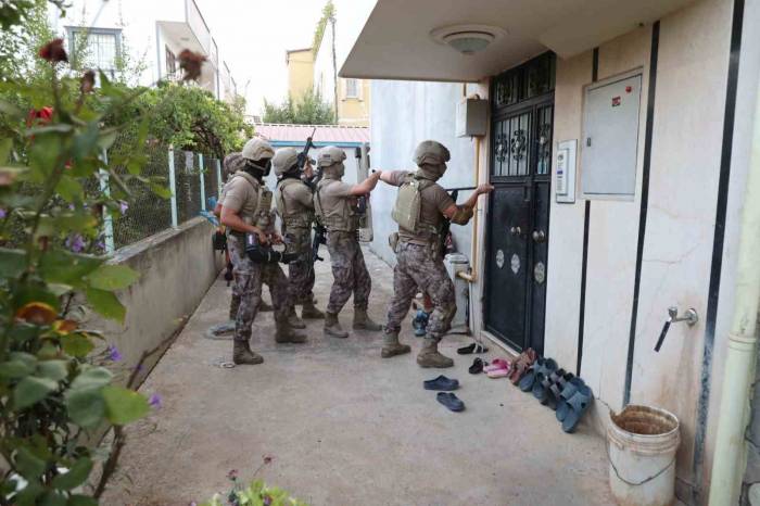 Mersin’de Tefeci Operasyonu: 14 Gözaltı