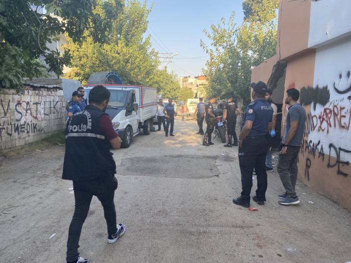Park Halindeki Araçlara Silahlı Saldırı