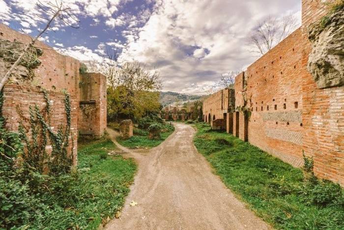 Antik Kent Kazılarında Su Perisi Heykeli Bulundu