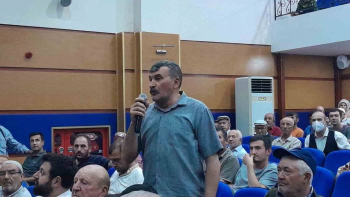 Bilecikli Çiftçiler Dsi’nin Toplulaştırma Kararını Eleştirdi