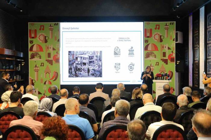 Şahin, "Gaziantep’in Mutfağının Şifa Olduğunu Bütün Dünyaya Anlatmamız Gerekiyor"